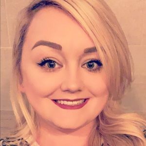 Meet your Posher, Rachelle